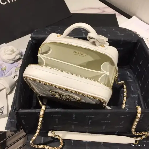 First Bag Ru CASE VANITY SMALL CHANEL LARGE 0521